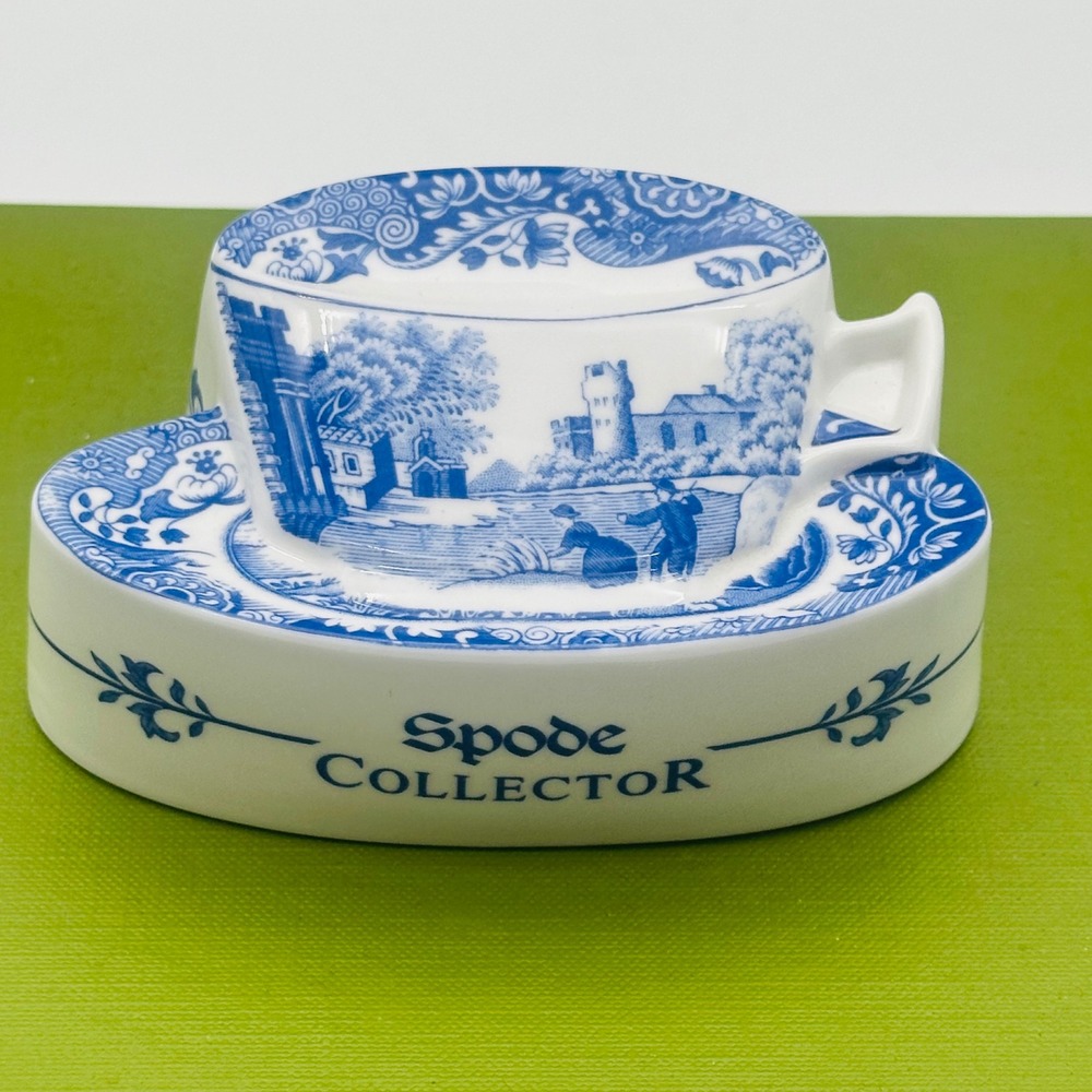 Spode Blue Italian Collector Paperweight in Teacup Form Display RARE - Picture 5 of 7